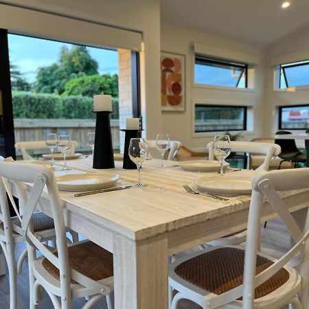 Luxury Villa, Central, Golf And Cafes - By Kosh Bnb Hamilton Kültér fotó