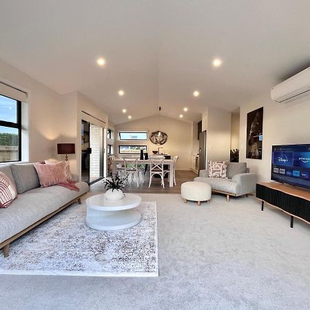 Luxury Villa, Central, Golf And Cafes - By Kosh Bnb Hamilton Kültér fotó
